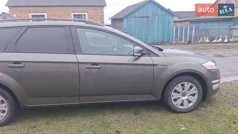Универсал Ford Mondeo 2011 в Сарнах