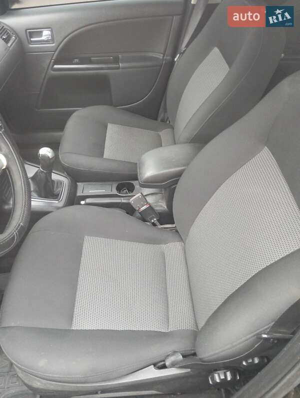 Ліфтбек Ford Mondeo 2006 в Львові фото 18 Ліфтбек Ford Mondeo 2006 в Львові