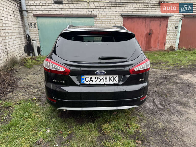 Універсал Ford Mondeo 2012 в Черкасах