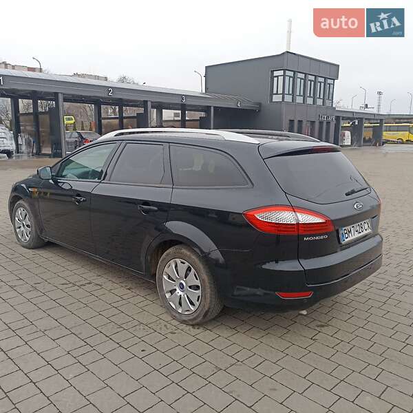 Універсал Ford Mondeo 2010 в Дрогобичі