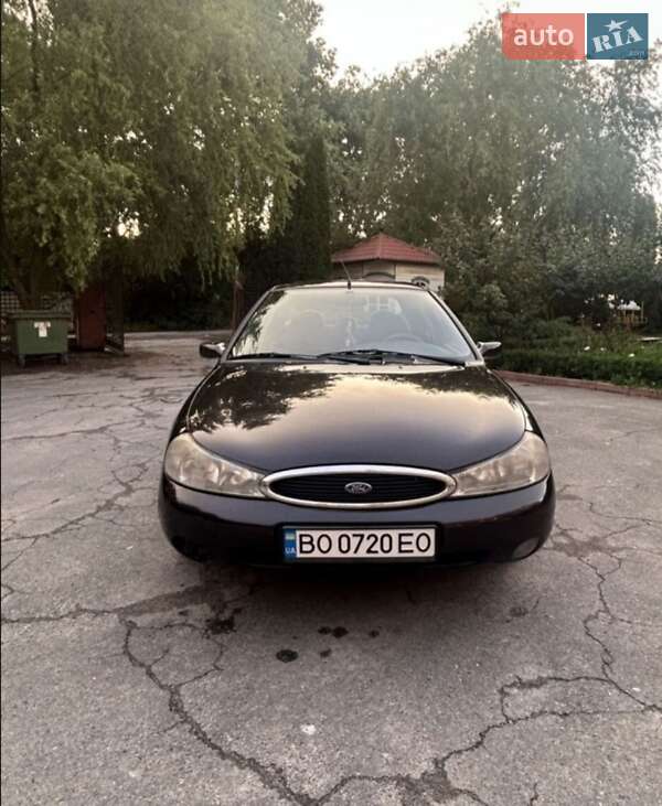 Ліфтбек Ford Mondeo 1997 в Шептицькому