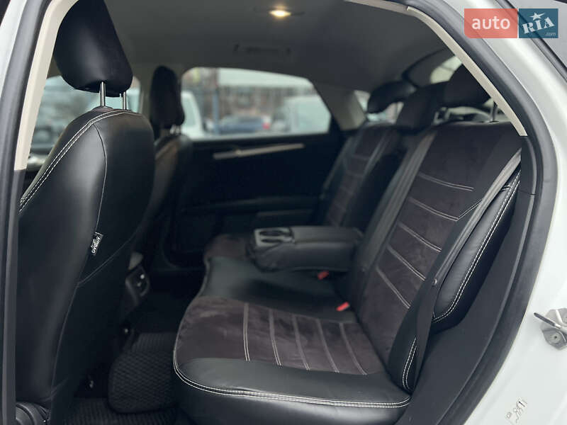 Лифтбек Ford Mondeo 2017 в Полтаве фото 11 Лифтбек Ford Mondeo 2017 в Полтаве