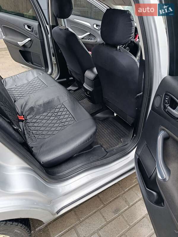 Универсал Ford Mondeo 2009 в Ровно