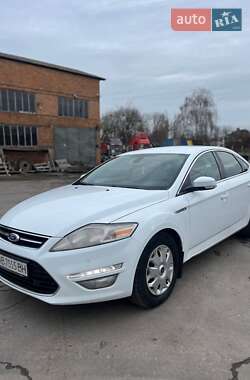 Седан Ford Mondeo 2013 в Виннице