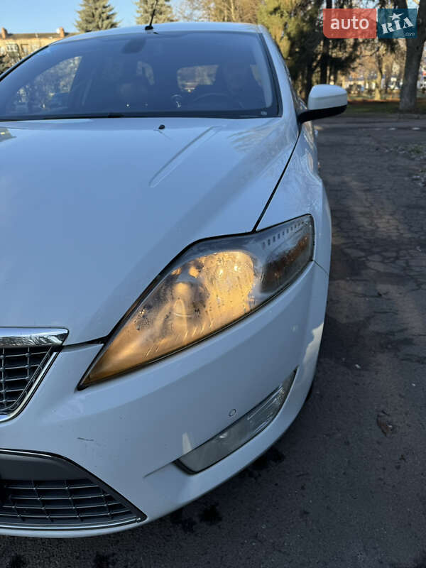Универсал Ford Mondeo 2010 в Ровно