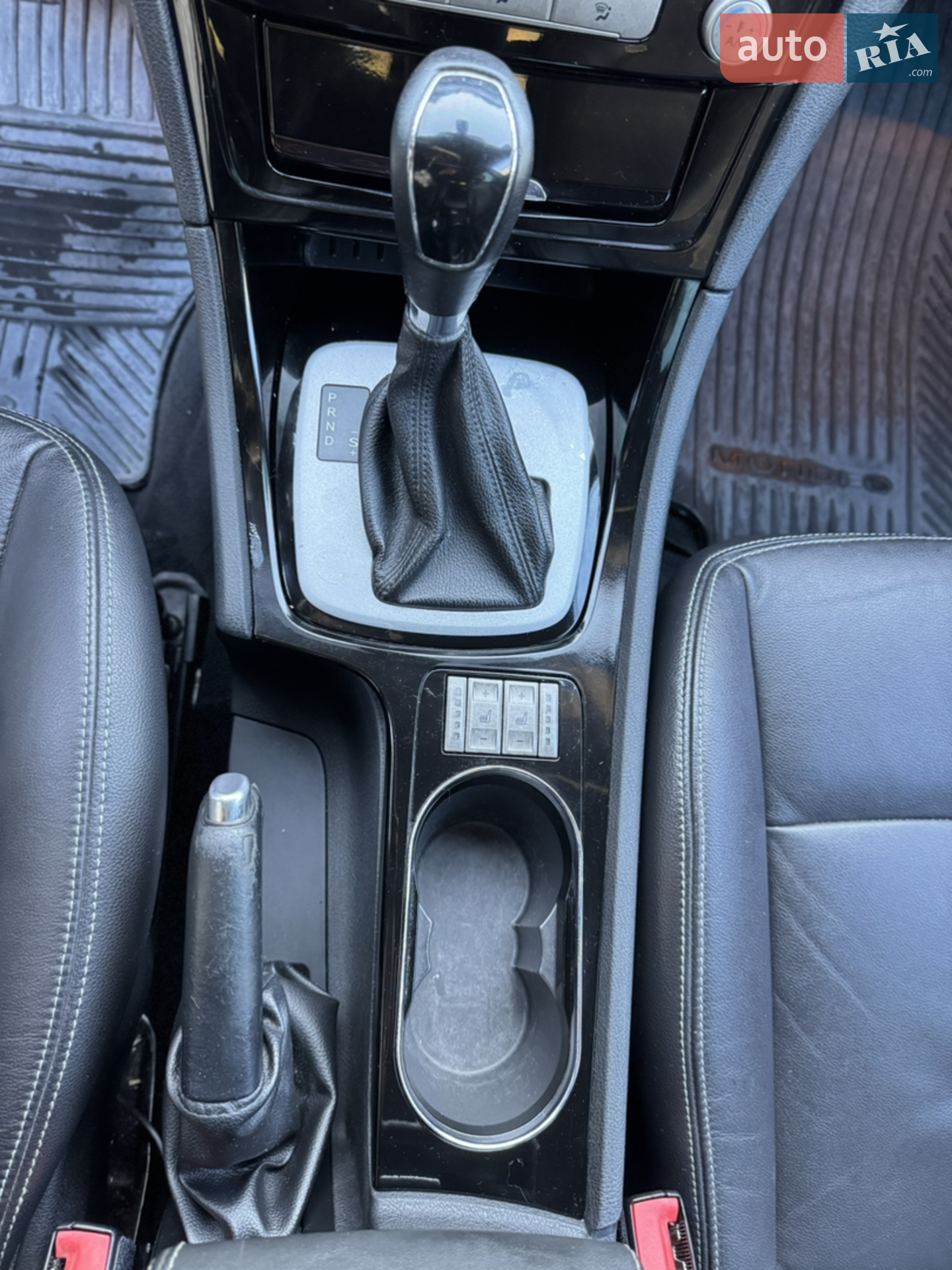 2010 Ford Mondeo - мініатюра 28
