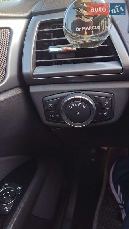 Універсал Ford Mondeo 2015 в Луцьку