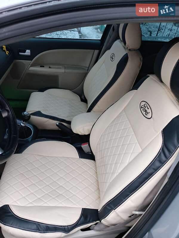 Ліфтбек Ford Mondeo 2001 в Шаргороді фото 7 Ліфтбек Ford Mondeo 2001 в Шаргороді