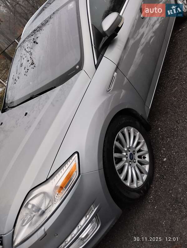 Універсал Ford Mondeo 2014 в Бережанах