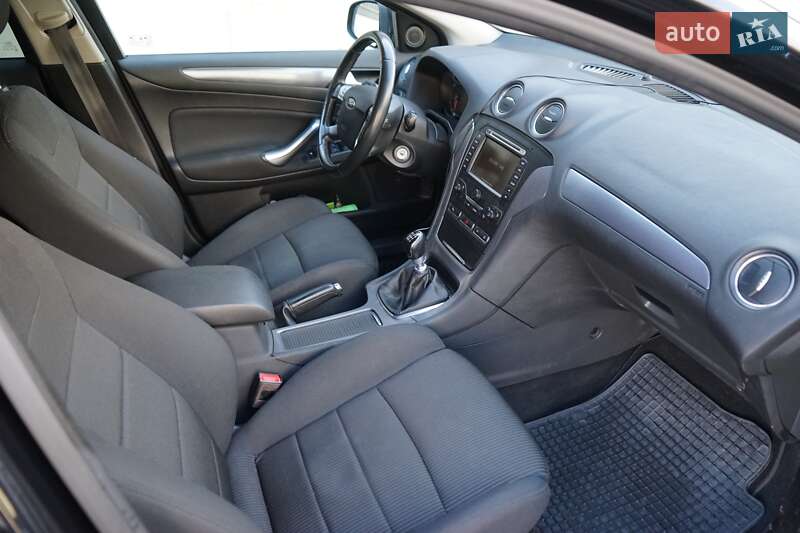 Универсал Ford Mondeo 2014 в Луцке