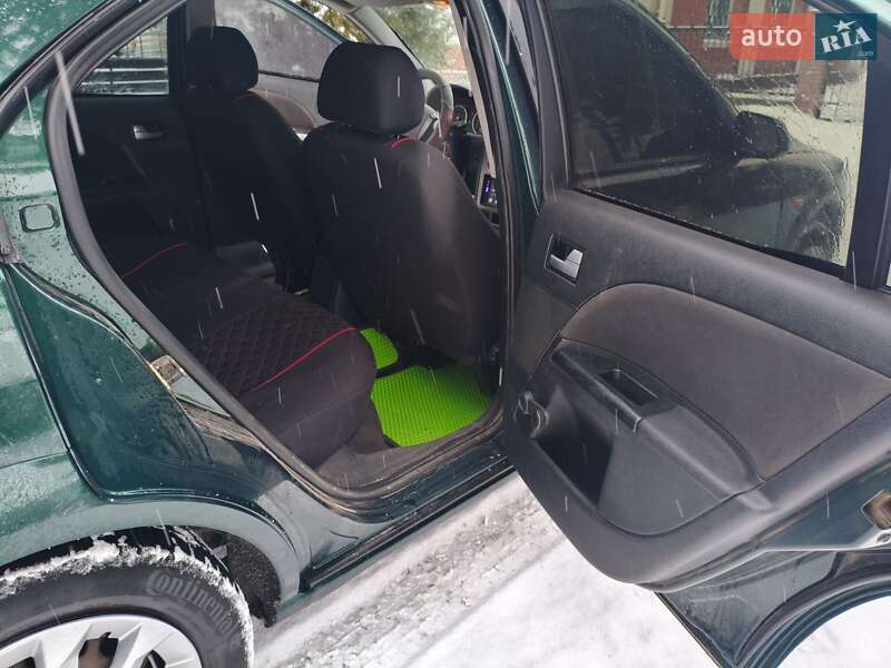 Ліфтбек Ford Mondeo 2001 в Калинівці