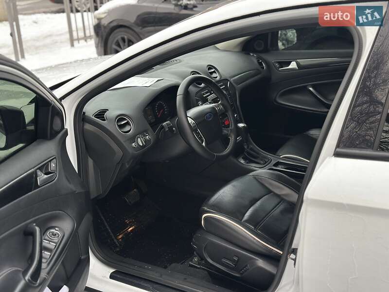 Седан Ford Mondeo 2011 в Дніпрі