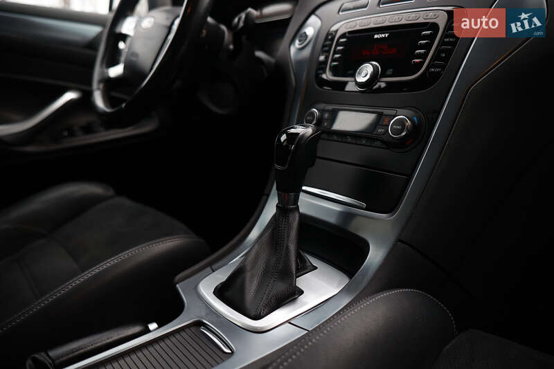 Седан Ford Mondeo 2012 в Тернополе