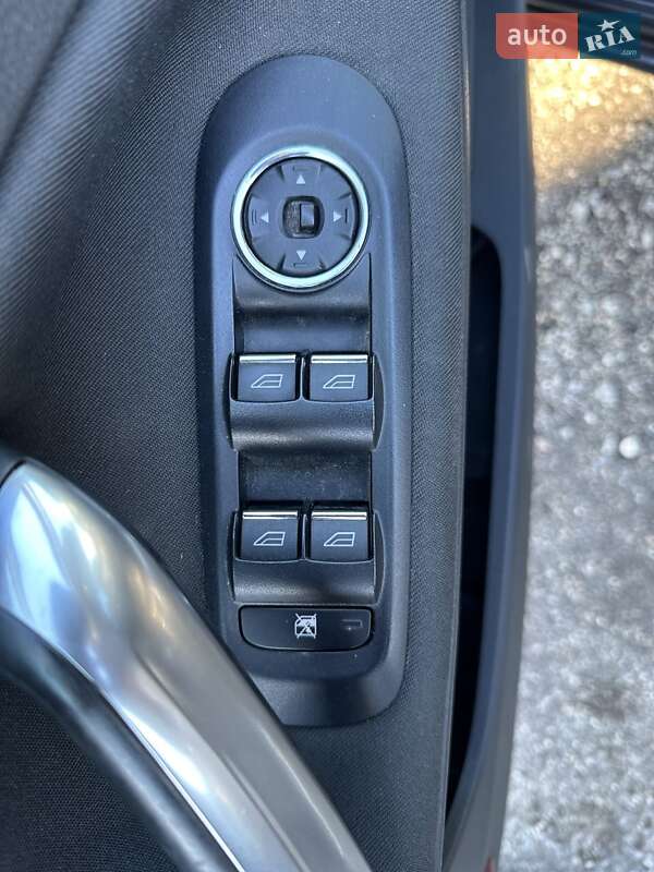 Седан Ford Mondeo 2011 в Белогородке