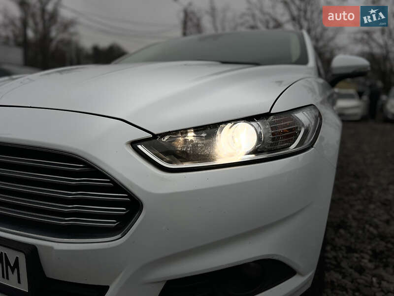 Седан Ford Mondeo 2017 в Миргороде