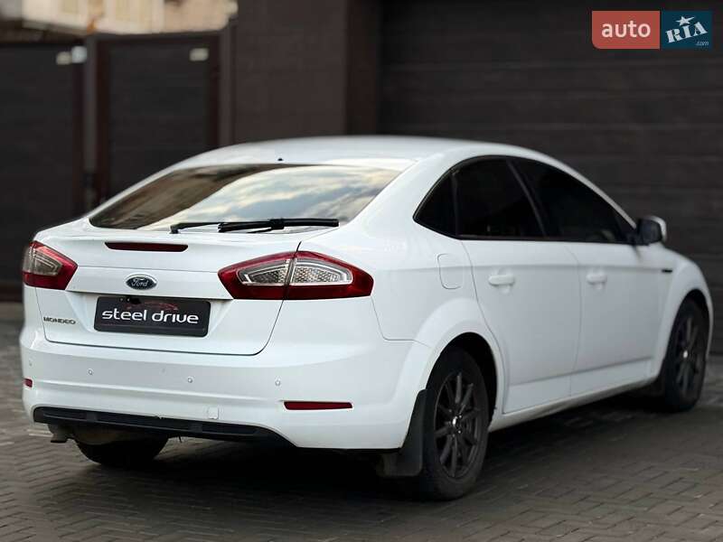 Лифтбек Ford Mondeo 2013 в Николаеве