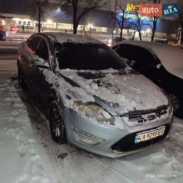 Седан Ford Mondeo 2011 в Киеве