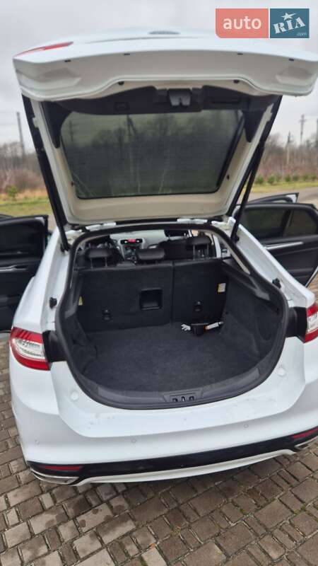 Ліфтбек Ford Mondeo 2015 в Львові фото 53 Ліфтбек Ford Mondeo 2015 в Львові