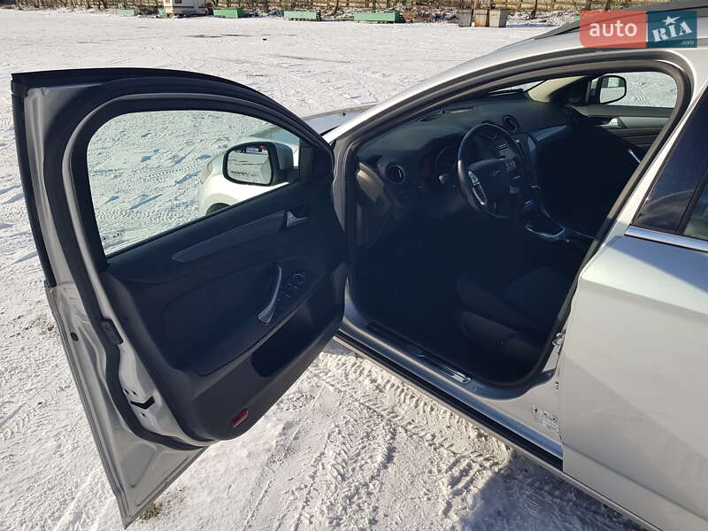 Універсал Ford Mondeo 2013 в Рівному