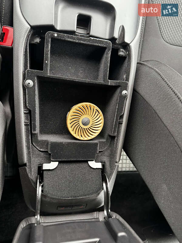 Лифтбек Ford Mondeo 2019 в Киеве