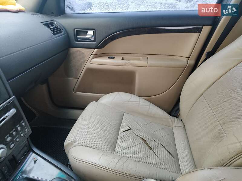 Седан Ford Mondeo 2006 в Киеве