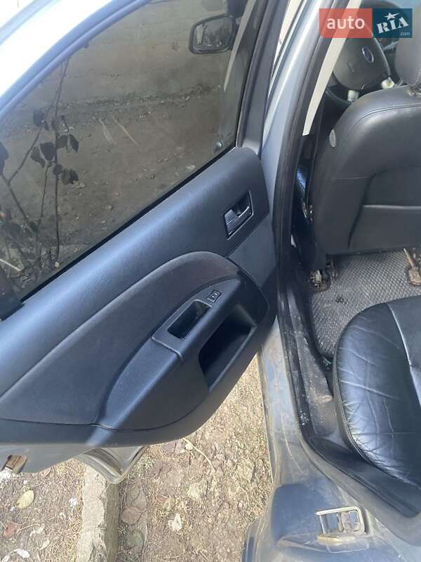 Лифтбек Ford Mondeo 2005 в Первомайске