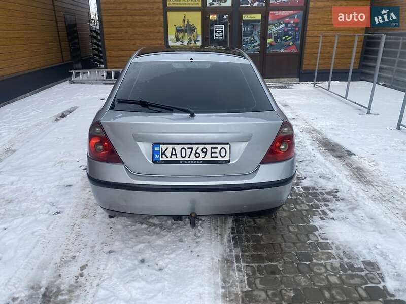 Лифтбек Ford Mondeo 2005 в Первомайске