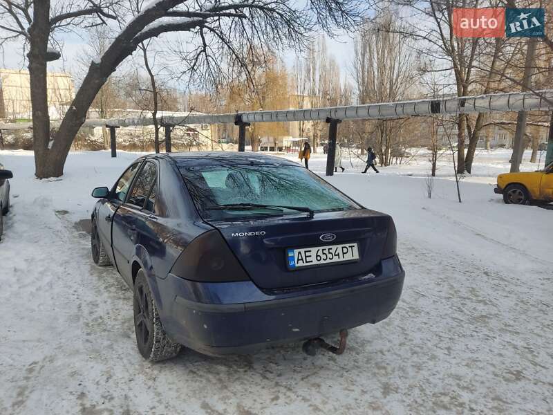 Ліфтбек Ford Mondeo 2001 в Павлограді