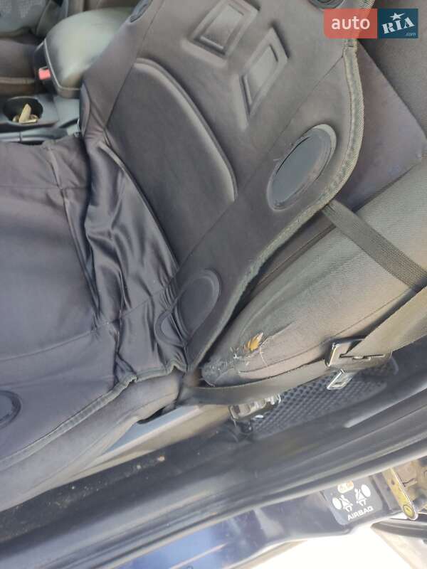 Ліфтбек Ford Mondeo 2001 в Павлограді