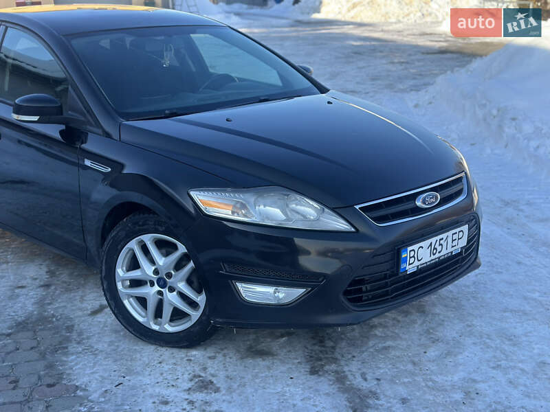 Седан Ford Mondeo 2011 в Ивано-Франковске