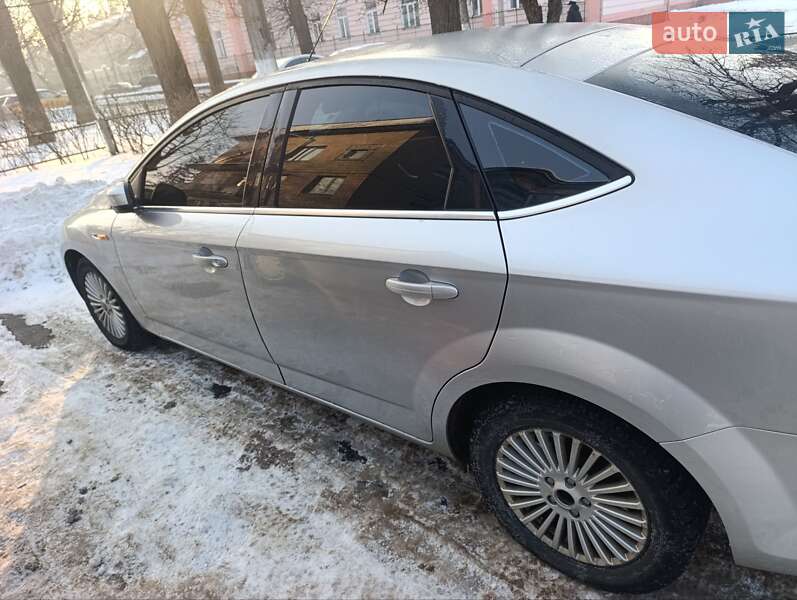 Лифтбек Ford Mondeo 2009 в Коломые фото 4 Лифтбек Ford Mondeo 2009 в Коломые
