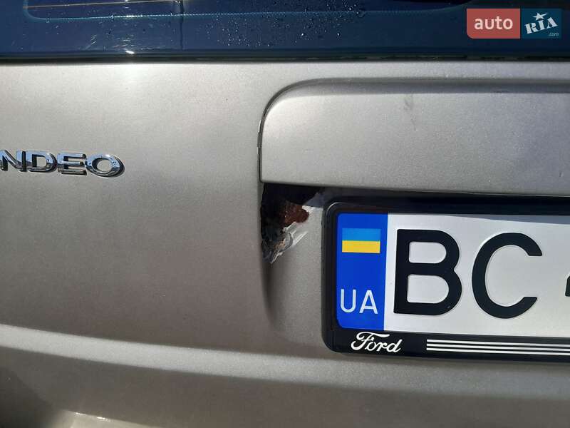 Універсал Ford Mondeo 2002 в Стрию