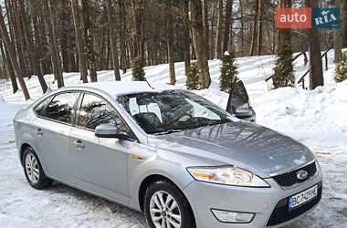 Лифтбек Ford Mondeo 2009 в Львове