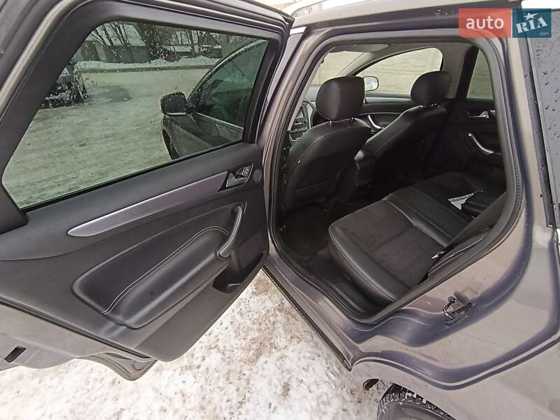 Универсал Ford Mondeo 2011 в Луцке