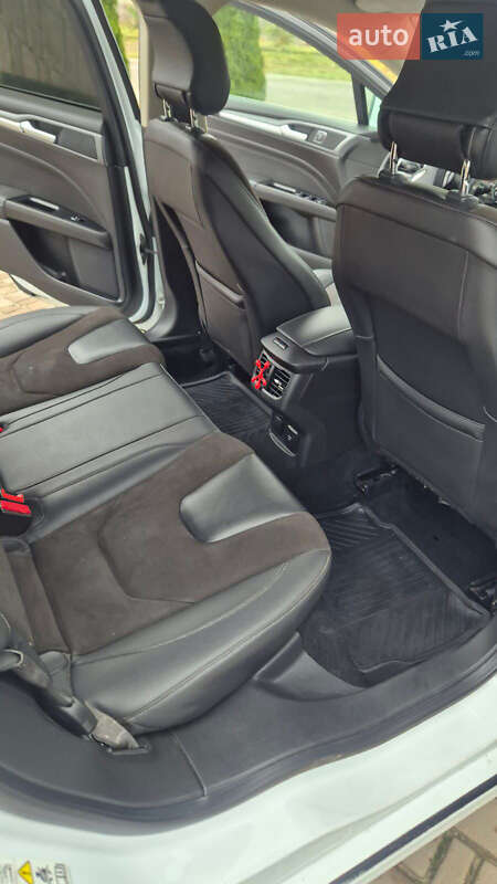 Лифтбек Ford Mondeo 2015 в Владимире