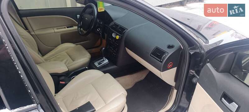 Седан Ford Mondeo 2003 в Прилуках