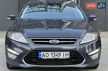 Седан Ford Mondeo 2013 в Мукачево