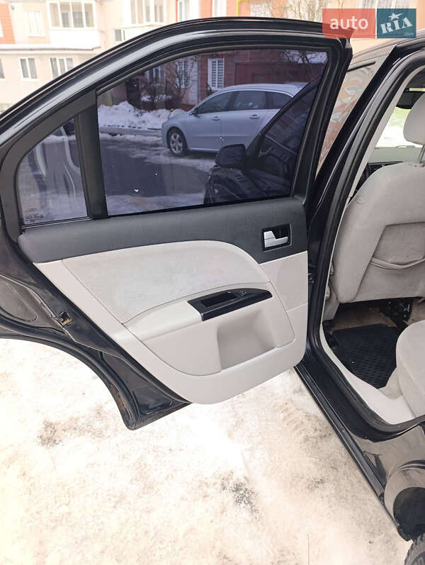 Лифтбек Ford Mondeo 2002 в Тернополе