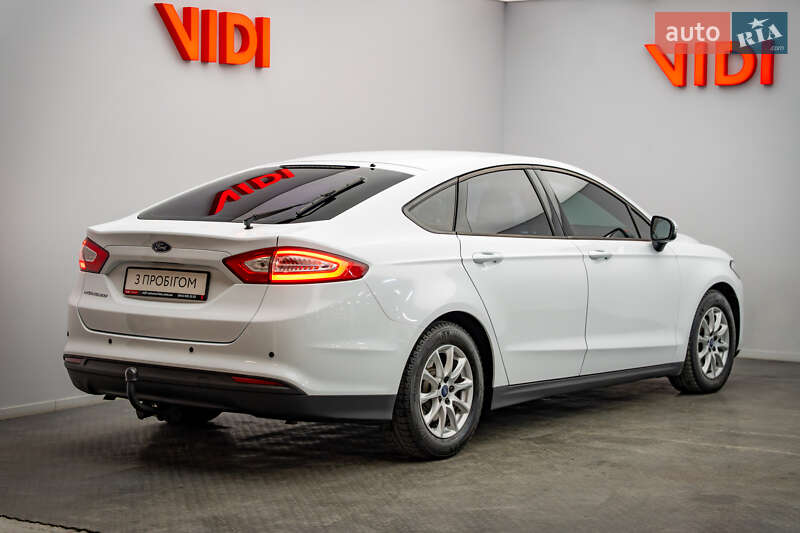 Седан Ford Mondeo 2017 в Киеве