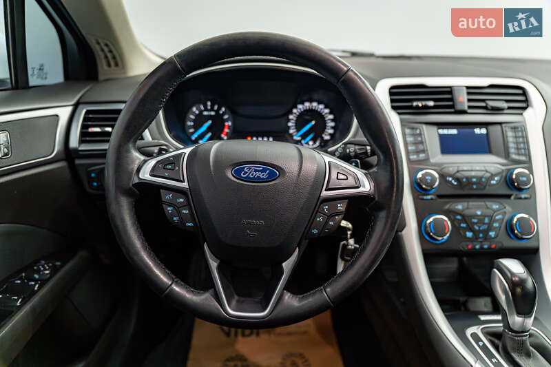 Седан Ford Mondeo 2017 в Киеве