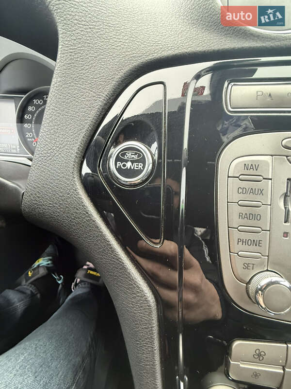 Ліфтбек Ford Mondeo 2010 в Береговому фото 20 Ліфтбек Ford Mondeo 2010 в Береговому