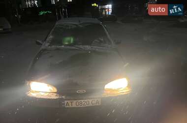 Ліфтбек Ford Mondeo 1993 в Івано-Франківську