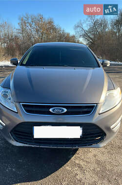 Ліфтбек Ford Mondeo 2013 в Львові
