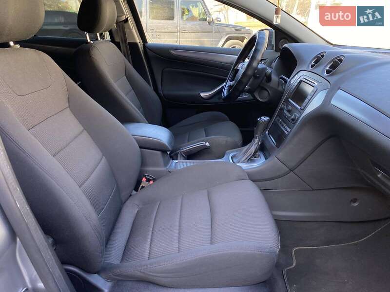 Універсал Ford Mondeo 2014 в Миколаєві