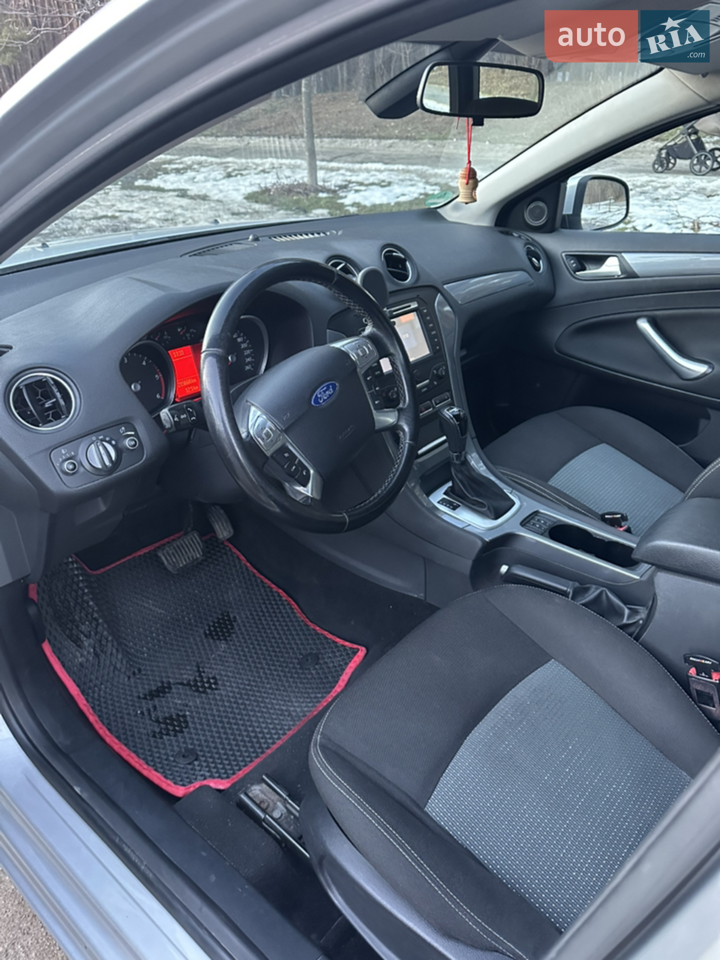 2013 Ford Mondeo - мініатюра 11