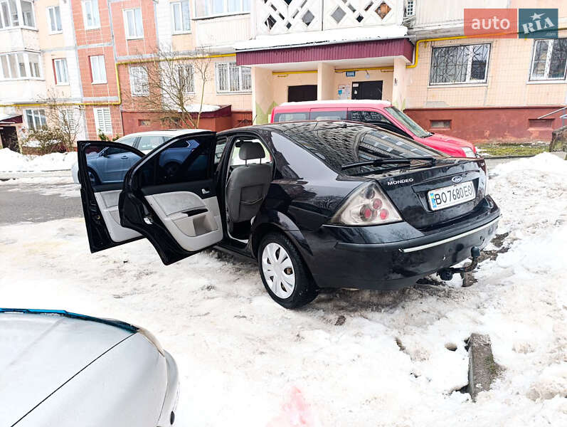 Ліфтбек Ford Mondeo 2002 в Тернополі