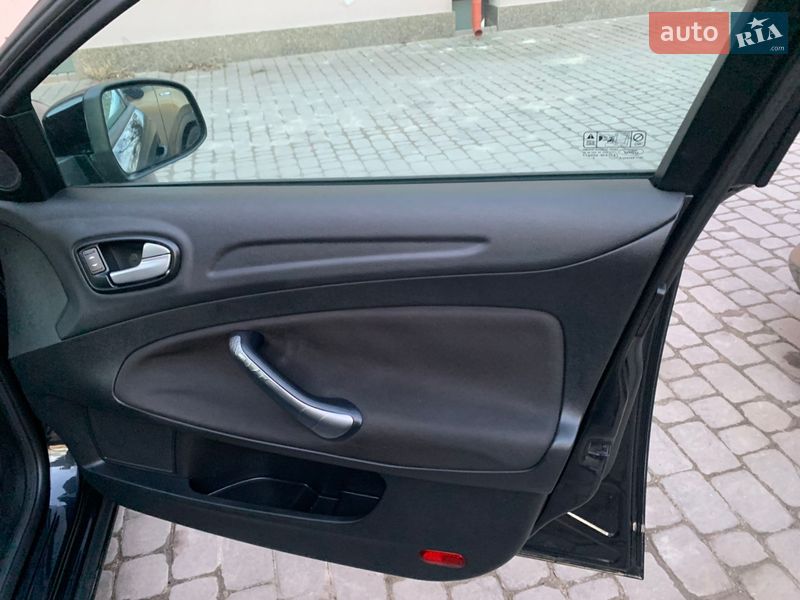 Лифтбек Ford Mondeo 2010 в Шепетовке