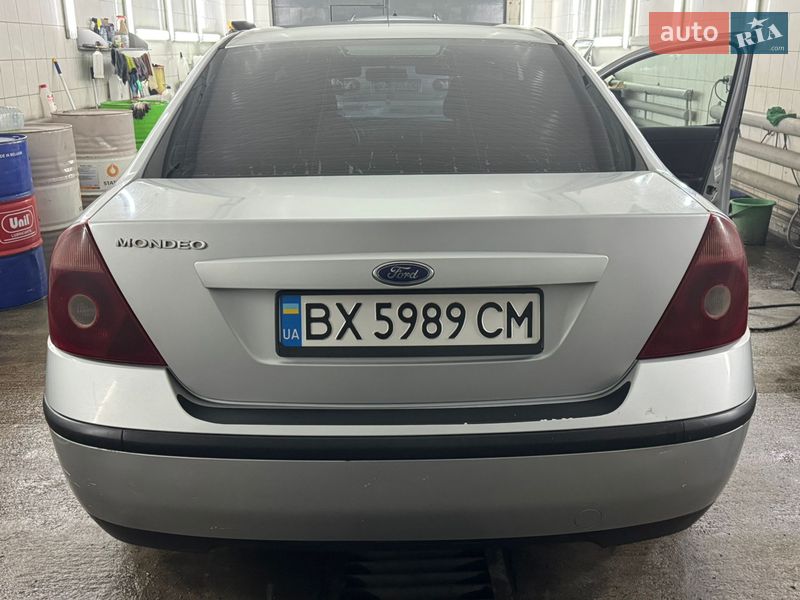 Седан Ford Mondeo 2000 в Києві