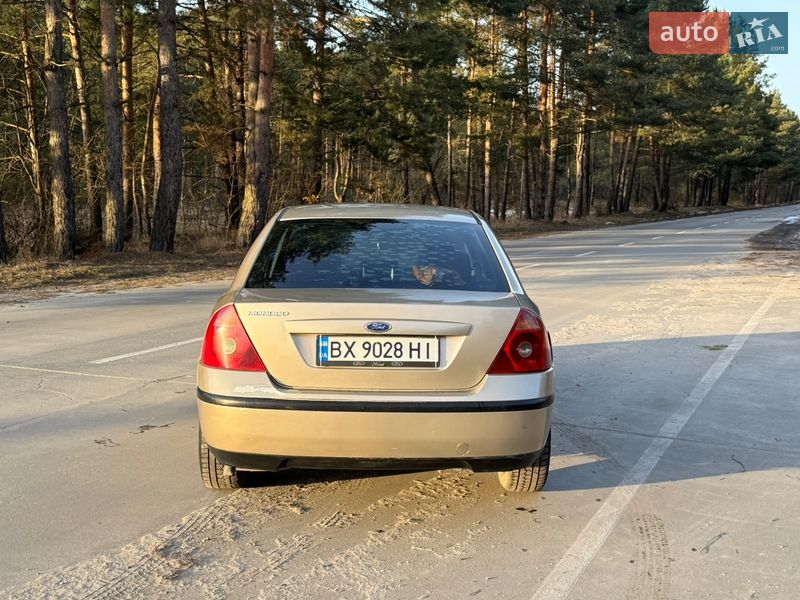 Седан Ford Mondeo 2001 в Славуте