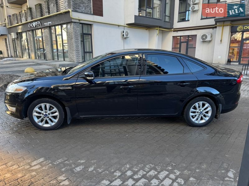Седан Ford Mondeo 2011 в Хмельницком